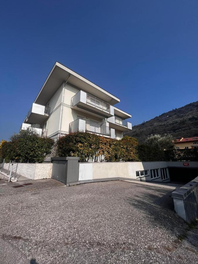Garden & Pool Perugini Apartment Torbole Sul Garda Exterior photo