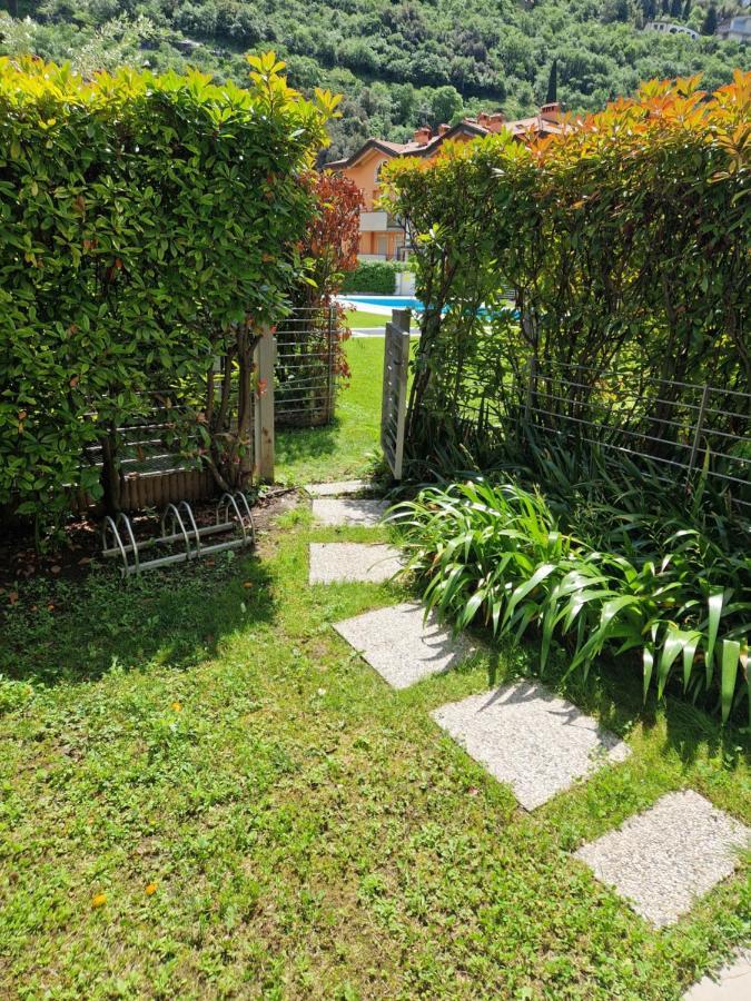 Garden & Pool Perugini Apartment Torbole Sul Garda Exterior photo